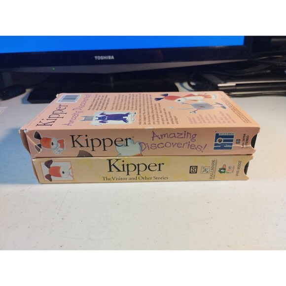 Kipper the Dog - The Visitor and Amazing Discoveries VHS Lot - Picture 5 of 6